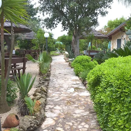 Gospodarstwo wiejskie Masseria Pisciani Torchiarolo