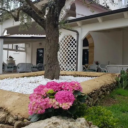 Gospodarstwo wiejskie Masseria Pisciani Torchiarolo